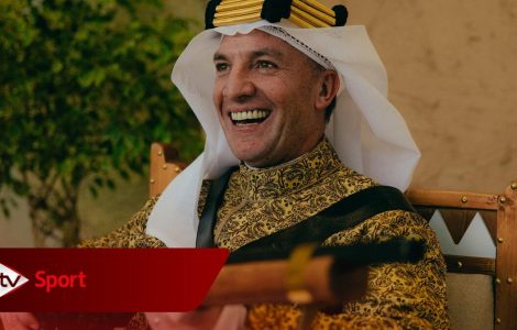 Brendan Rodgers Poses With Gun in Traditional Saudi Dress for Founding Day Video