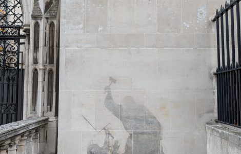 Featured image: Scottish courts backlog