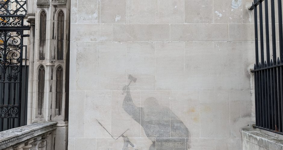 Featured image: Scottish courts backlog