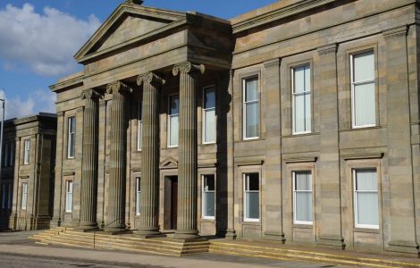 Lanarkshire Man Jailed for Threatening Police, Bail Breach